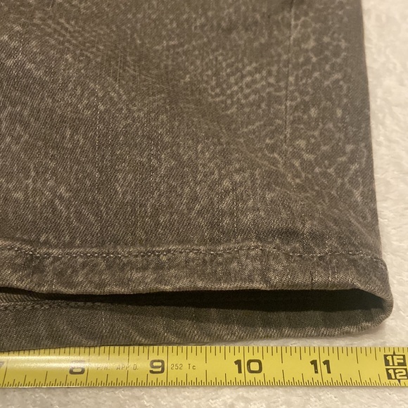 EXPRESS Shortie Super High Rise Size 10 Shorts - Picture 8 of 12